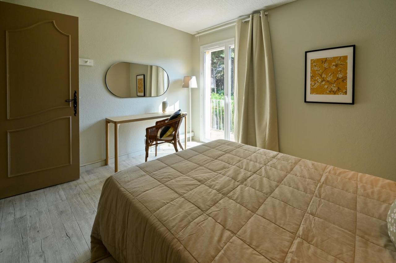 Residence La Menado 滨海卡瓦莱尔 外观 照片