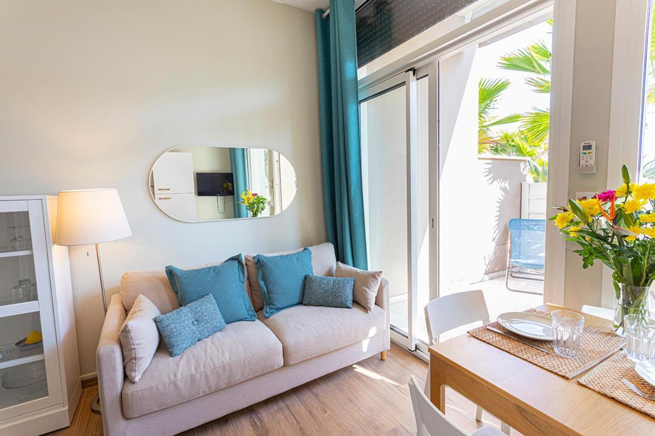Residence La Menado 滨海卡瓦莱尔 外观 照片